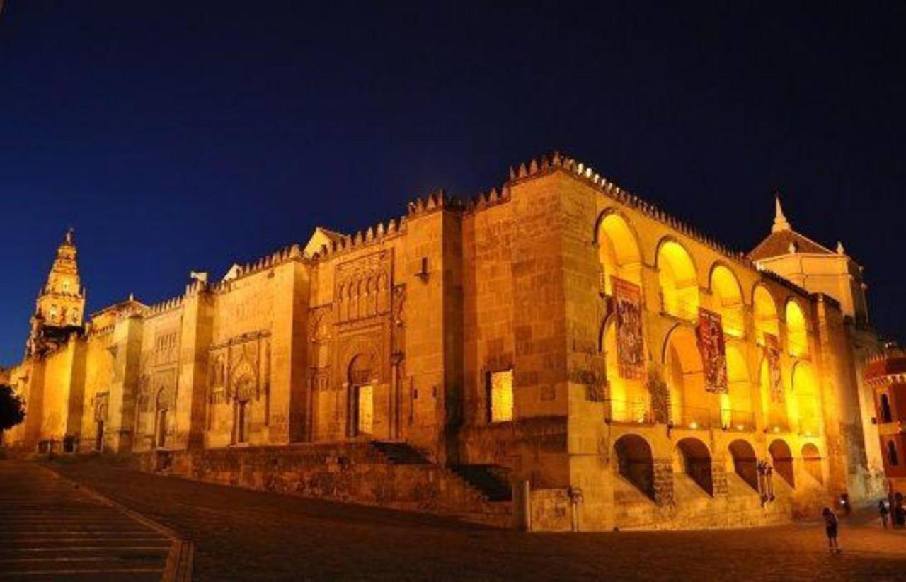 Apartamento La Muralla De San Lorenzo Кордова Экстерьер фото